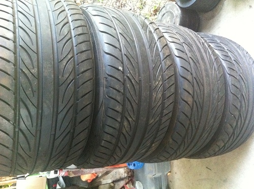 ขายยาง 235/40/18  265/35/18 yokohama s drive