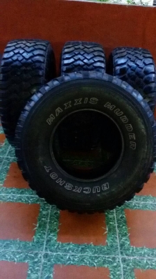 ยาง mud 33 x 12.5 r15 สวยๆครับ