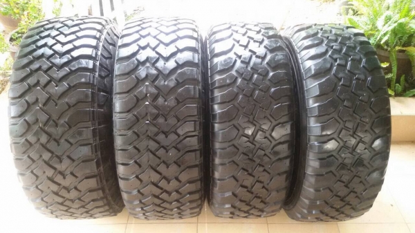 ยาง mud 33 x 12.5 r15 สวยๆครับ