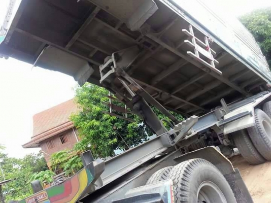 ขายรถพ่วง 24 ล้อ กระบะเนียมคอกเกษตรดั้ม HINO PROFIA เครื่อง P11C 320 รถสวย มี2พ่วง ราคา.1750000 สนใจโทร ขายรถพ่วง 24 ล้อ กระบะเนียมคอกเกษตรดั้ม HINO PROFIA เครื่อง P11C 320 รถสวย มี2พ่วง ราคา.1750000 สนใจโทร