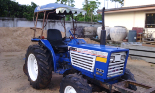 ขายรถไถIseki 27 แรงม้า 3 สูบ พร้อมอุปกรณ์ 3 อย่าง ล้อเหล็กกันจม หาง 5 โรตารี่
