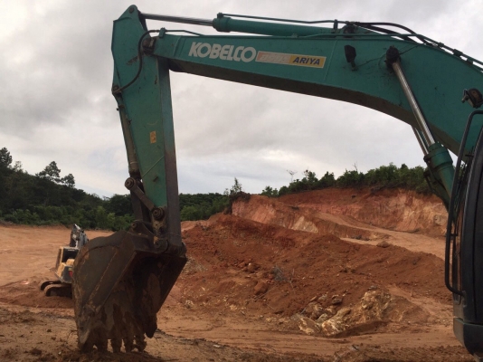 ขายรถแบคโฮ KOBELCO SK200-8 YN12-T (SUPER)10827ชั่วโมง สนใจโทร 081-970-1072