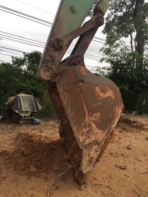 ขายรถแบคโฮ KOBELCO SK200-8 YN12-T (SUPER)10827ชั่วโมง สนใจโทร 081-970-1072