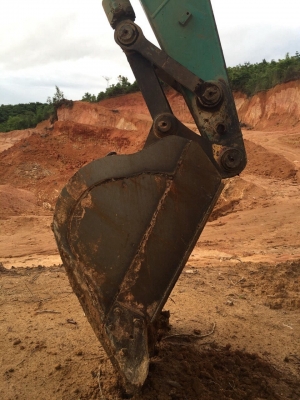 ขายรถแบคโฮ KOBELCO SK200-8 YN12-T (SUPER)10827ชั่วโมง สนใจโทร 081-970-1072