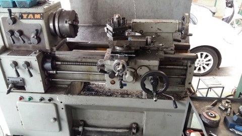 ขายเครื่องกลึง YAM 4 F. @85,000 หรือ 75,000(ไม่เอาลีเนียรืสเกล)