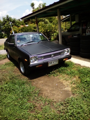 ขายเก๋งเก่าโบราณ