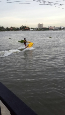 :ขาย jet ski  คาวา 750sx แบบยีน  สีเหลือง จากญี่ปุ่น