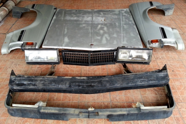 ชุดหน้า หน้าแหลม2ประตู ตัวนอก ครบๆ หล่อๆ