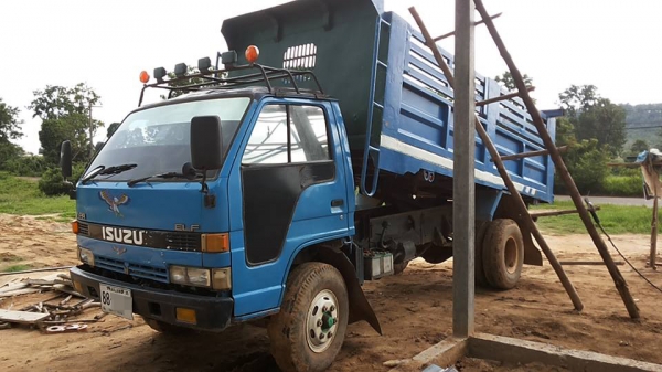 **380,000 บ.ต่อรอง/// 6ล้อดั้ม ISUZU NPR 110 **ขาย ISUZU NPR 110แรง 6ล้อดั้มดิน5คิว ช่วงล่างใหญ่ ISUZU NPR (462xxxx )4BE1-110แรง เครื่อง110แรง ฝาดำ แน่นดี แรงดี เกียร์สั้น เข้าง่ายไม่หลุดครับ ช่วงล่างใหญ่ Fหน้า-หลัง สโลวกลางพร้อมลุย คัสซีดีสวย เดิม ไม่ปะ **380,000 บ.ต่อรอง/// 6ล้อดั้ม ISUZU NPR 110 **ขาย ISUZU NPR 110แรง 6ล้อดั้มดิน5คิว ช่วงล่างใหญ่ ISUZU NPR (462xxxx )4BE1-110แรง เครื่อง110แรง ฝาดำ แน่นดี แรงดี เกียร์สั้น เข้าง่ายไม่หลุดครับ ช่วงล่างใหญ่ Fหน้า-หลัง สโลวกลางพร้อมลุย คัสซีดีสวย เดิม ไม่ปะ