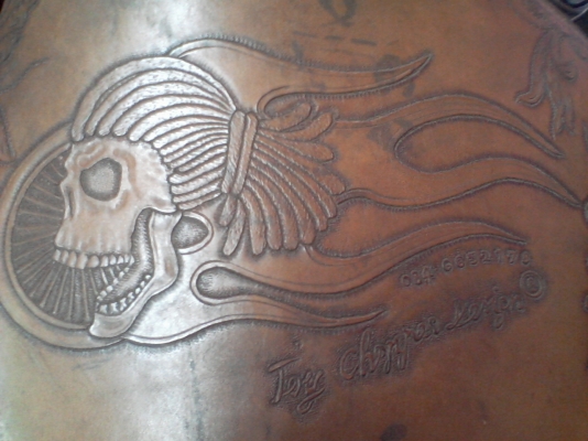 ขายเบาะหนังแท้ทำจากหนังช้างงานทำมือตอกลายเองอยู่กรุงเทพคับ