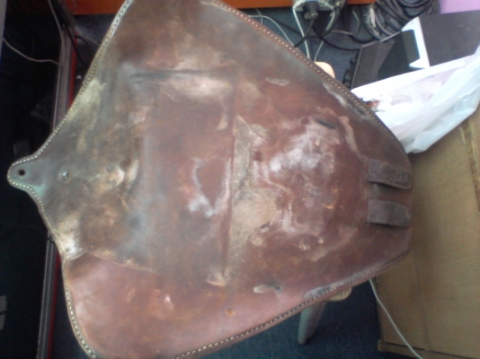 ขายเบาะหนังแท้ทำจากหนังช้างงานทำมือตอกลายเองอยู่กรุงเทพคับ