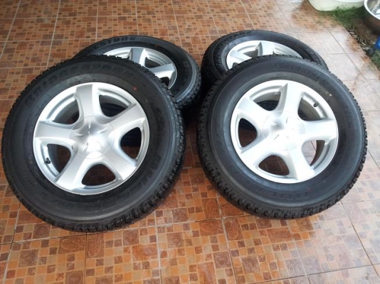 แม็กซ์พร้อมยาง 255/65/R17 All New Isuzu ป้ายแดง (24,900 Bht)