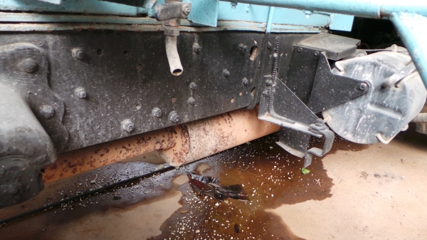 HINO RANGER  รถโม่  2.5 คิว  เล่มทะเบียนพร้อมค่ะ