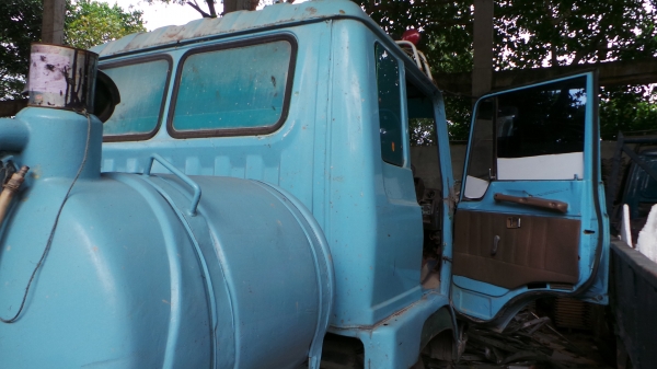 HINO RANGER  รถโม่  2.5 คิว  เล่มทะเบียนพร้อมค่ะ