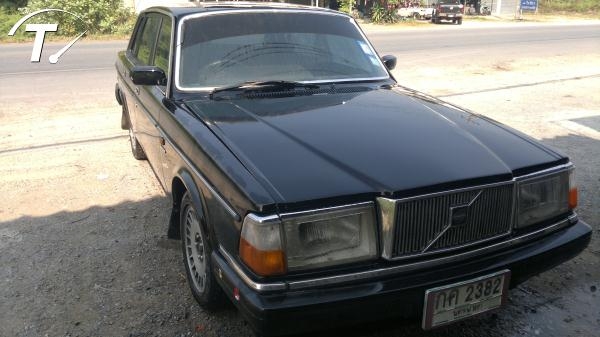 ขายรถคลาสสิค VOLVO 244 โหด มัน ฮา วาง  แรงสะใจเครื่อง 1 J ออโต้ LPG
