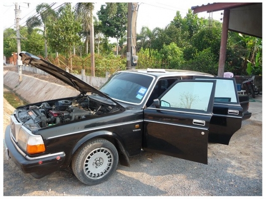 ขายรถคลาสสิค VOLVO 244 โหด มัน ฮา วาง  แรงสะใจเครื่อง 1 J ออโต้ LPG