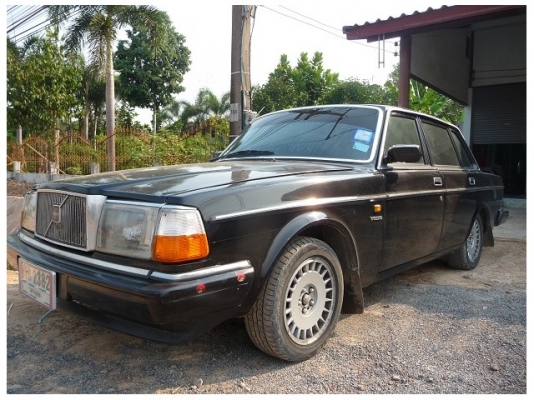 ขายรถคลาสสิค VOLVO 244 โหด มัน ฮา วาง  แรงสะใจเครื่อง 1 J ออโต้ LPG