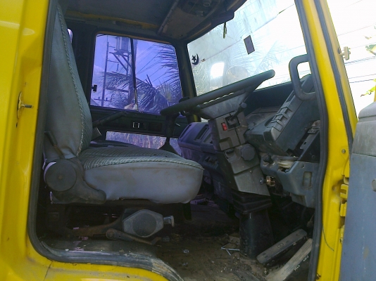 10ล้อท้ายลาด ISUZU ROCKY210แรง เกียร์ฟุลเลอร์ เบรคทิฟฟี่