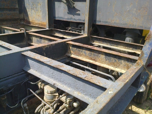 10ล้อท้ายลาด ISUZU ROCKY210แรง เกียร์ฟุลเลอร์ เบรคทิฟฟี่