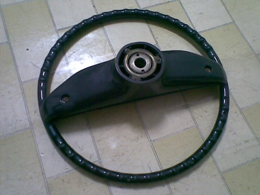 ขายพวงมาลัย TOYOTA KE 70 dx แท้ เดิมๆ จำนวน 1วง