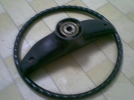 ขายพวงมาลัย TOYOTA KE 70 dx แท้ เดิมๆ จำนวน 1วง