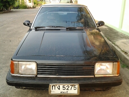 ขายรถยนต์ ปี81 มาสด้า323 รุ่น5ประตู เครื่อง1300cc. เกียร์ธรรมดา แอร์ ล้อแม็ก รถขับดี ขนของได้สบาย ขายถูกๆตามสภาพ
