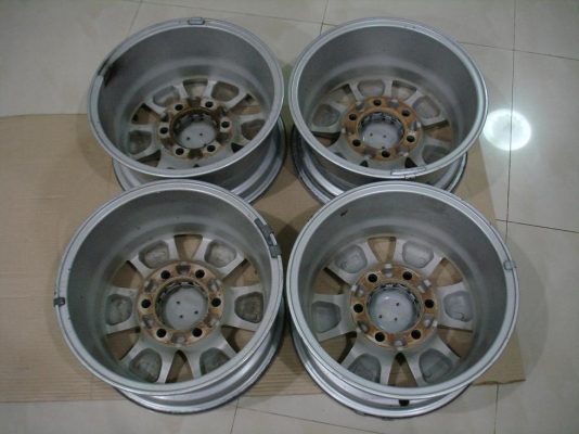 ขายแม็กติดรถ TOYOTA PRERUNNER ขอบ15" 6รู