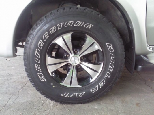 ยางบริสโตน ลุยๆขอบ15