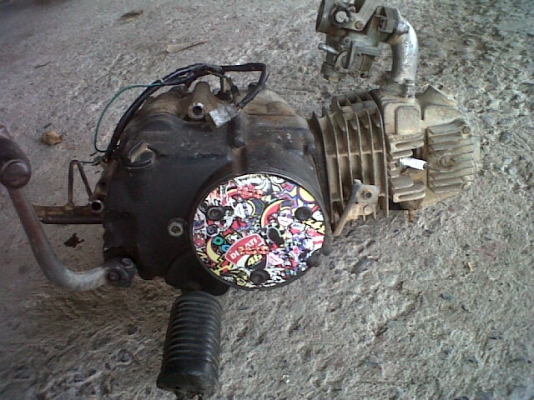 ขายเครื่องเวฟ 100 มีทะเบียน 6500 บาท เครื่องดี ไม่มีเยิ้ม