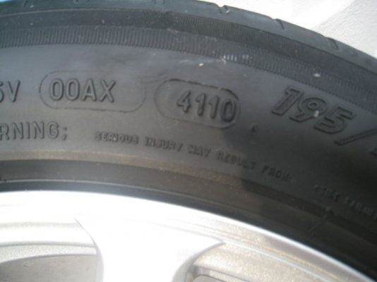 ขายล้อแม็ก LENSO BLITZ 15"x7" et 38 4/100,114 + ยางปี 09,10 (081-3747940)