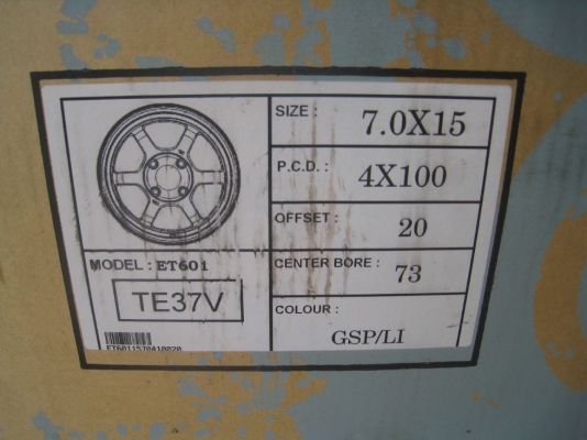 ขายล้อแม็กของใหม่ rays te37v 15"x7" 4/100 et 20 +ยางใหม่ 16500 บาท(081-3747940)