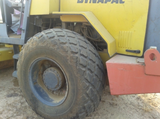 ขายรถบด dynapac 2 เพลา ขายรถบด dynapac 2 เพลา