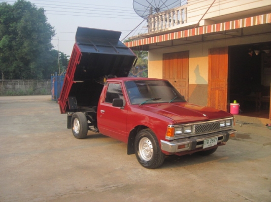 ขาย NISSAN SD23 กระบะดั้มใหม่