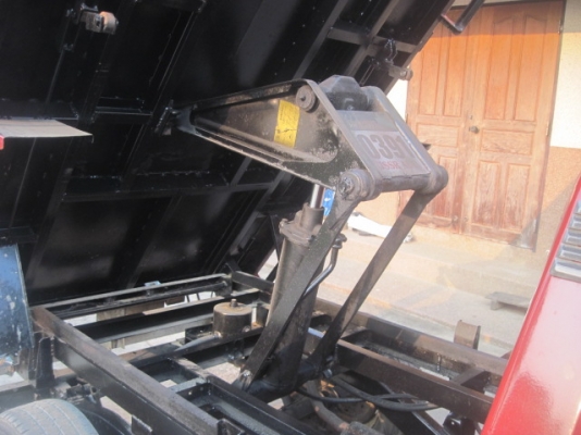 ขาย NISSAN SD23 กระบะดั้มใหม่