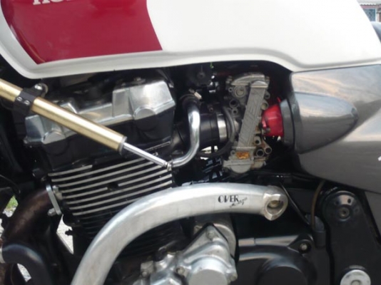 วุฒินนบุรี//ขาย CB1300cc.แต่งแทพสภาพนางฟ้าเครื่องดีแรงเกินพิกัดท่อสูตรยกเส้น