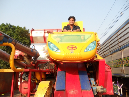 ขายด่วนรถเกี่ยวข้าวศักดิ์พัฒนา สตาบิ๊กปี49