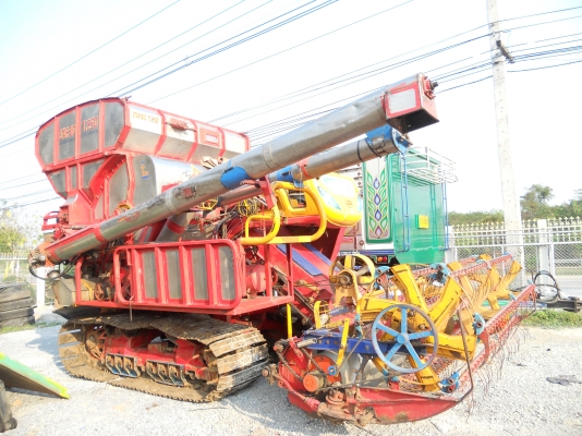 ขายด่วนรถเกี่ยวข้าวศักดิ์พัฒนา สตาบิ๊กปี49