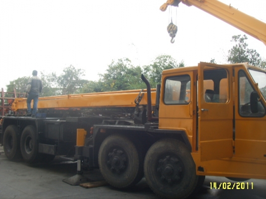 รถเครน 80 ตัน 12 ล้อ KATO NK-800 รถเครน 80 ตัน 12 ล้อ KATO NK-800