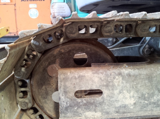 Komatsu PC75UU-3C ปี 2000 สภาพสวย นำเข้าจากญี่ปุ่น ลดราคาล้างสต๊อค