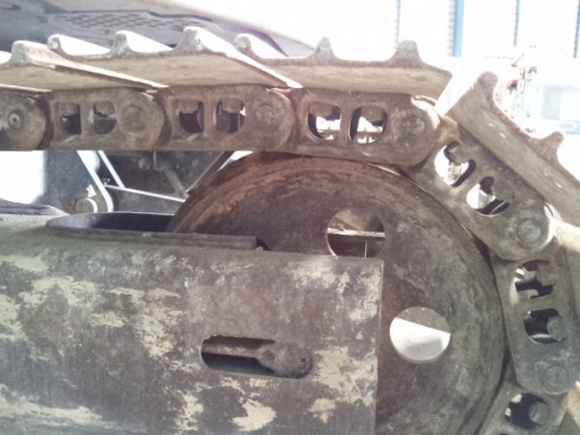 Komatsu PC75UU-3C ปี 2000 สภาพสวย นำเข้าจากญี่ปุ่น ลดราคาล้างสต๊อค