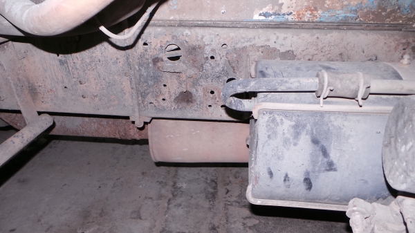 HINO  FD 185  แรงม้า  รถพร้อมใช้  เล่มทะเบียนพร้อมโอนค่ะ