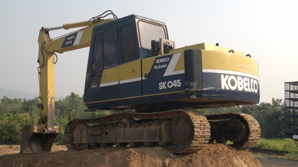 ขายรถแม็คโคร KOBELCO รุ่น SK120 LP 2876