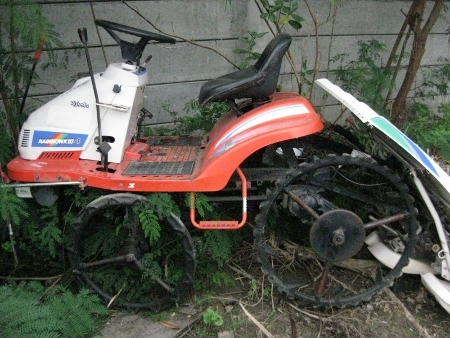 ขาย-เครื่องปลูกข้าว/ดำนา  KUBOTA เครื่องเบนซิน 4 แถว มือสองนำเข้าจากญี่ปุ่น สภาพสวย พร้อมใช้
