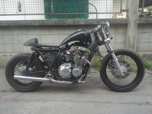 ขาย XJ400 แต่ง Bobber มีสำเนาเล่มครับเครื่องวิ่ง 130+