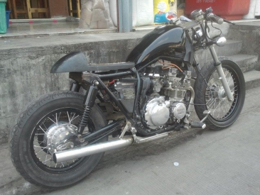ขาย XJ400 แต่ง Bobber มีสำเนาเล่มครับเครื่องวิ่ง 130+