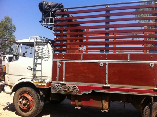 ปรับราคาลงอีกครับรถบรรทุกKT925 เครื่อง EH700 แรงม้า 168 สภาพยาง 80\% คลัชซีสวย ทะเบียนแท้