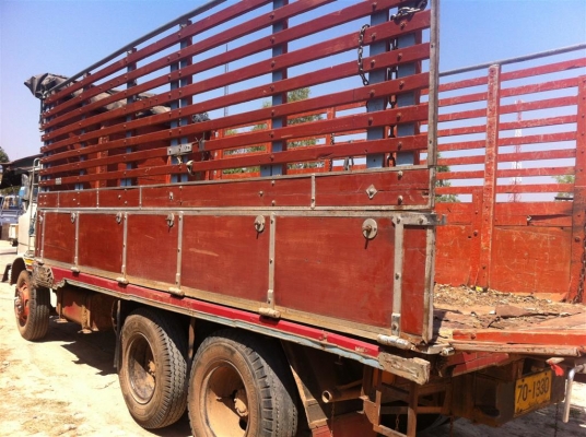 ปรับราคาลงอีกครับรถบรรทุกKT925 เครื่อง EH700 แรงม้า 168 สภาพยาง 80\% คลัชซีสวย ทะเบียนแท้