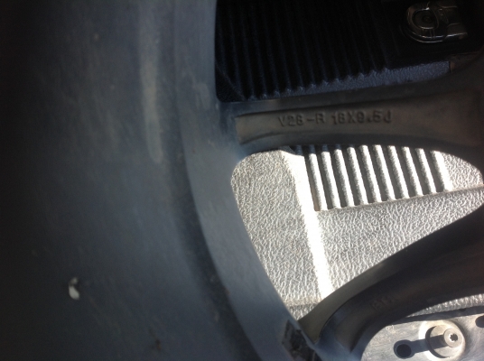 ขายแม็ก18 6รูพร้อมยาง