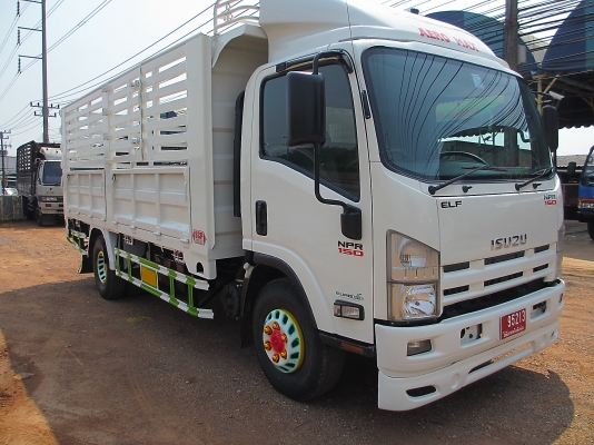 NPR150แรงหัวตึก NPR75K9 เครื่อง 4HK1 EURO3 ปี09 รถห้างมือ1 ยาว5ม.