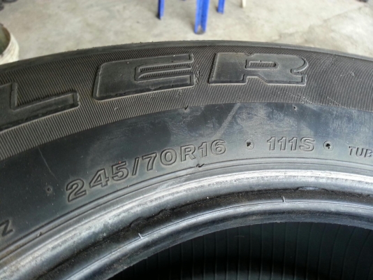 ขายยาง BS 245/70-16 ปี 07